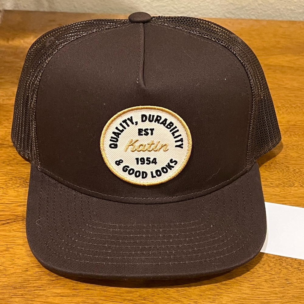 Katin brown trucker SnapBack NWT